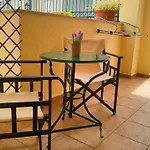 Earthy Apartamento *