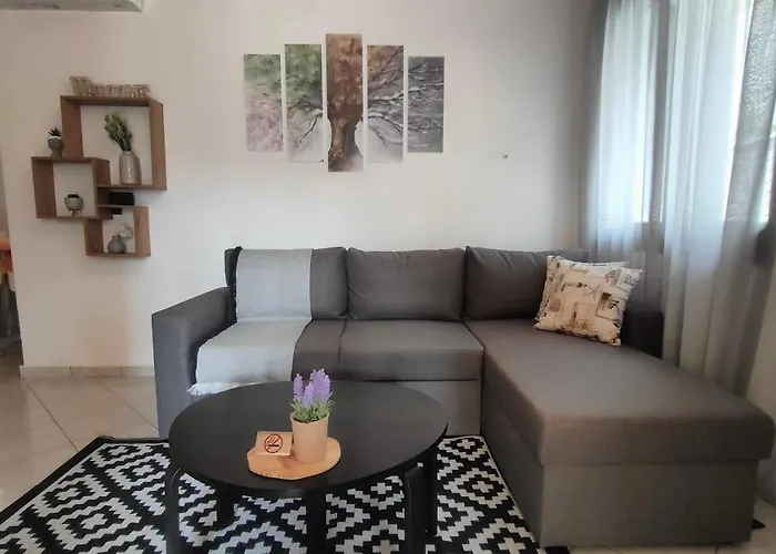 Earthy Apartment *